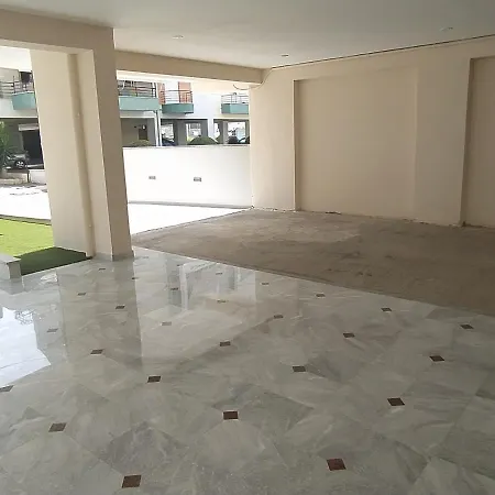 Appartement Ioanna's Luxury Two Bedroom *