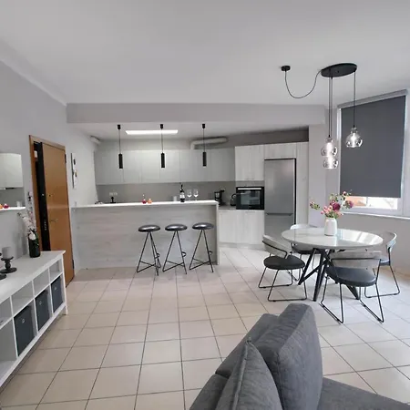 Ioanna's Luxury Two Bedroom *