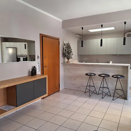 דירה Ioanna's Luxury Two Bedroom *