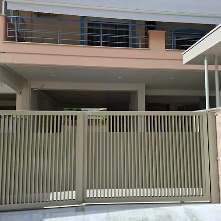 Apartament Ioanna's Luxury Two Bedroom