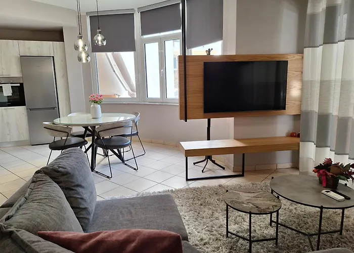 Ioanna's Luxury Two Bedroom Apartment Nafplio